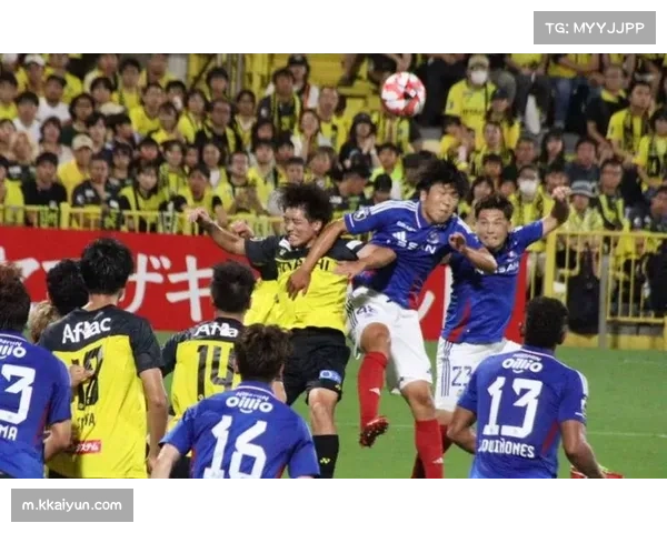 横滨水手主场完胜广岛三箭 三球大捷再掀日职联激情风暴